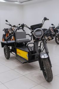 Battery Operated E Loader EXL100