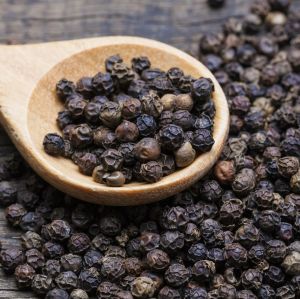 Raw Black Pepper Seeds, Grade Standard : Food Grade