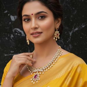 Elegant Kemp Matte Gold Short Necklace Set Perfect for Festive Occasions