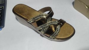 Synthetic Elegant Bridal Platform Sandal, Color : Golden ( Base )