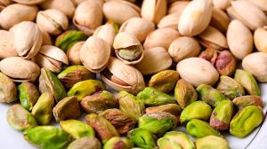 Fandoghi Pistachios for Snacking, Packaging Type : Vacuum-sealed Bag