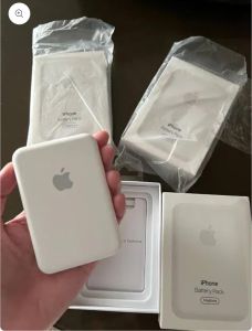 Magsafe Power Bank, Color : White for Charging Phone