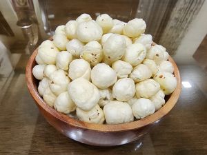 Makhana 4+ Suta Hand Picked