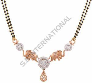 Gold Long Chain Mangalsutra, Brand Name : Taansrie Diamonds