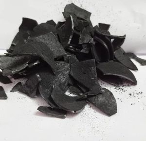 Smokeless Coconut Shell Charcoal, Color : Black, Form : Flakes