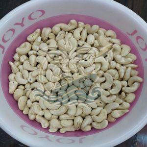 W320 Whole Cashew Nuts, Color : Cream for Snacking, Baking, Cooking