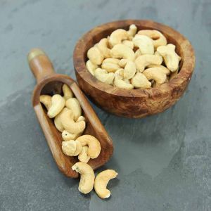 Natural Raw W210 Cashew Kernel, Color : White, Packaging Type : Bag
