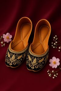 Leather Embroidered Embroided Handmade Punjabi Juttis