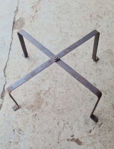 Iron Beehive Box Stand