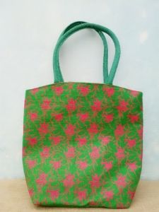 Green Floral Pattern Jute Tote Bag