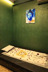 Aroma Body Massage Services