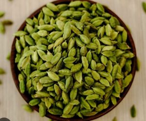 Natural Green Cardamom, Packaging Size : 5kg, 10kg, 25kg, 50kg