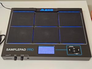Alesis Sample Pad PRO 8-Pad Percussion Instrument with Tons