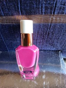Nail Paint, Color : Pink, Form : Liquid