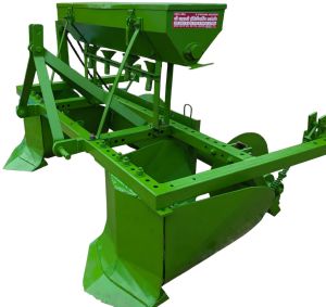 Raised Bed Maker with Fertilzer Box