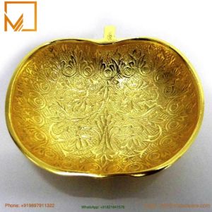 Apple-Shaped Brass Tray - Handcrafted Intricate Design