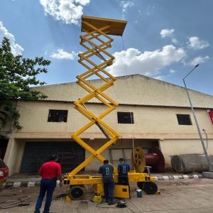 High Reach Scissor Table