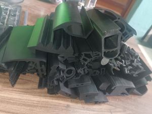 EPDM Rubber Profiles, Color : Black for Industrial Use