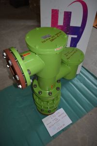 Flame Arrestor With Breather Valve