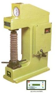 Rockwell Hardness Tester, Packaging Type : Carrying Case