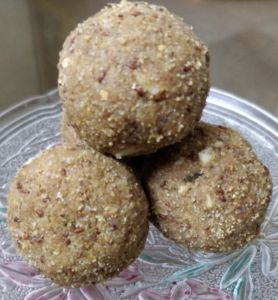 Methi Ladoo Methi Ladoo