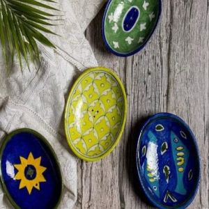 Decorative Ceramic Soap Dish, Shape : Oval for Bathroom Accessory