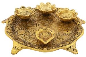 Giri Polished Brass 4 Deep Pooja Thali, Color : Golden for Worship Use
