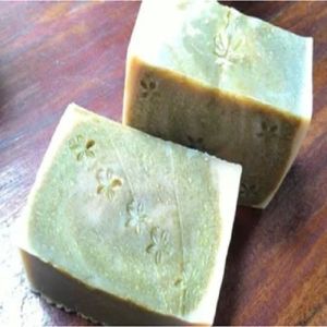 Cow Milk Organic Soap, Color : Green for Bathing