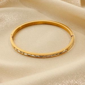 Golden Stainless Steel Anti Tarnish Bracelet