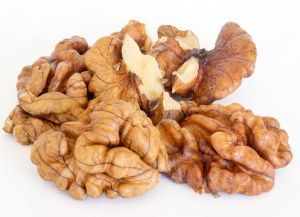 Walnut Kernels, Packaging Type : Vacuum-sealed Bags, Purity : 100%