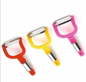 Sun Star Plastic Y Shape Potato Peeler Knife