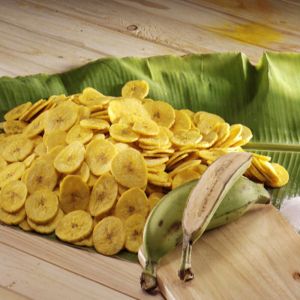 Crispy Green Banana Chips, Taste : Sweet & Salty for Human Consumption