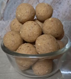 Methi Dink Ladoo