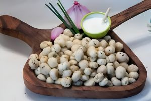 70gm Cream-Onion Makhana Flakes for Human Consumption