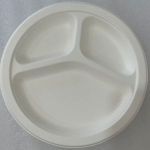 Round 3 Section Sugarcane Bagasse Disposable Meal Plates