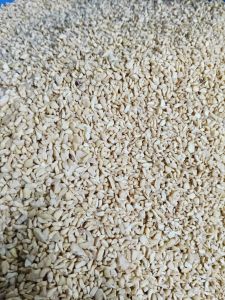 Split Cashew Nuts, Color : Creamy for Human Consumption
