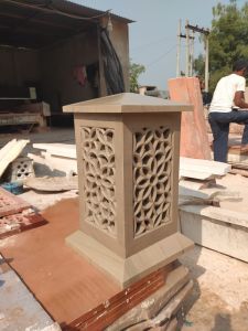 Garden Sandstone Lamp