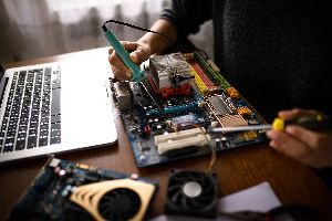 Laptop Repairing Services