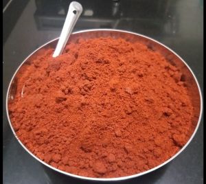 Organic Kanda Lasun Masala, Color : Red, Grade Standard : Food Grade