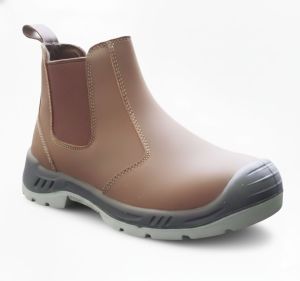 Plain Brown Leather Chelsea Boot, Brand Name : Blackburn Modern