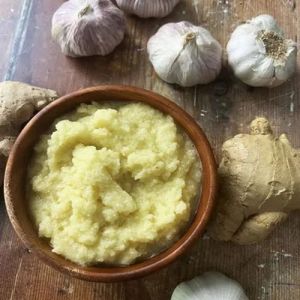 Garlic Paste, Color : White for Cooking