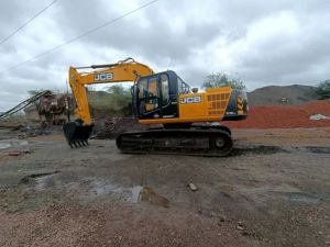 Hydraulic Excavator Rental Service