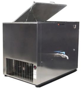 Stainless Steel Small Bulk Milk Cooler, Capacity : 600 Litres