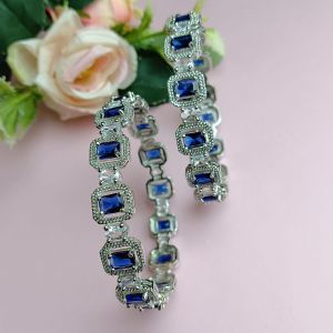 Cubic Zirconia Blue Cz Stone Bangles, Brand Name : NIPSTec 2'8