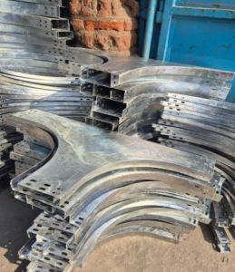 Galvanized Iron (GI) Perforated Tee Bend Cable Tray