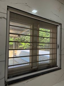 Detachable Pleated Mesh Single Shutter