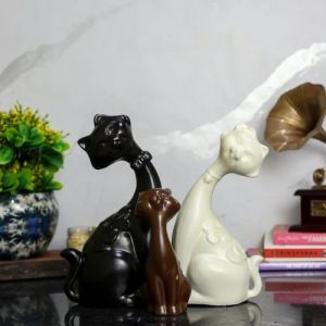 Glossy Resin Multicolor 3 Cat Statue, Packaging Type : Box