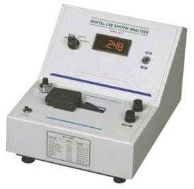 Balanced Cell Photo Colorimeter, Power Source : Battery