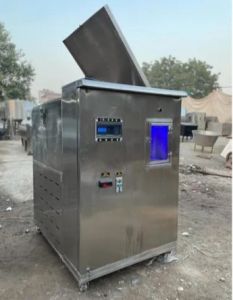 Stainless Steel Shop Milk Vending Machines, Voltage : 420 Volt (V)