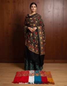 Polyester Aari Embroidered Poly Wool Stole Standard